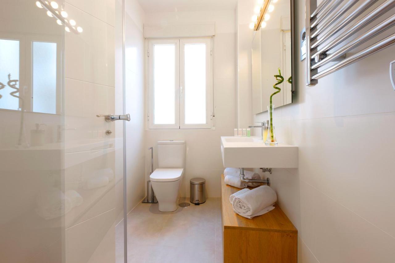 Ferienwohnung Angel Square Madrid Exterior foto